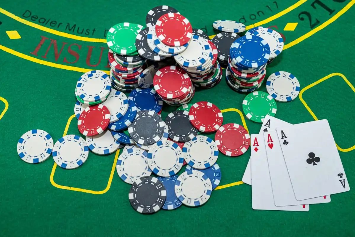 Online Casino Baccarat ဝါသနာရှင်များ ဂိမ်းကစားနေသောမြင်ကွင်း